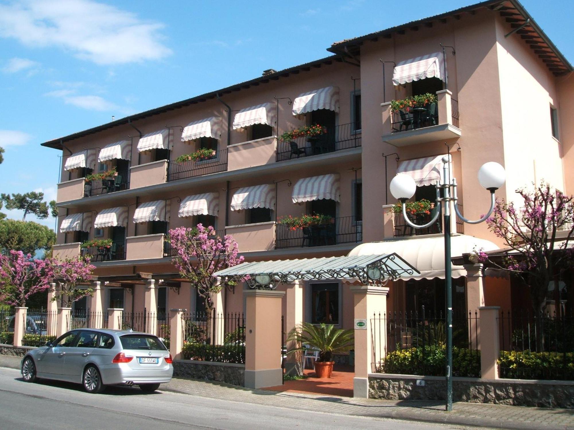 Hotel Astor Victoria Forte dei Marmi Exterior photo